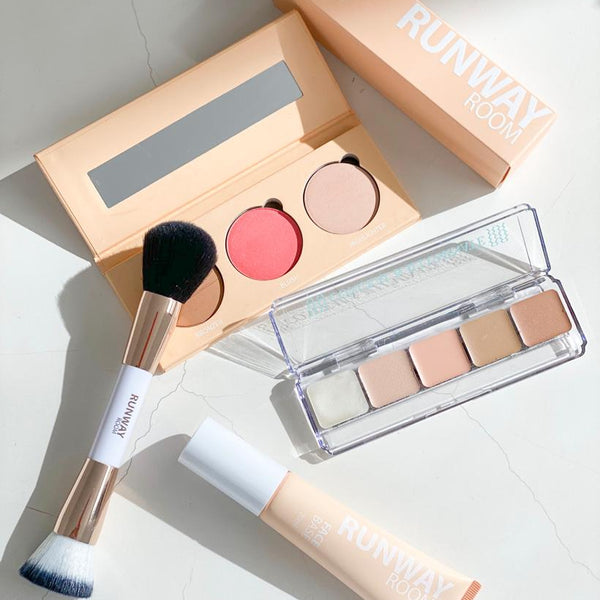 Beauty Runway 31-Piece Cosmetic Gift Set, Essentials.
